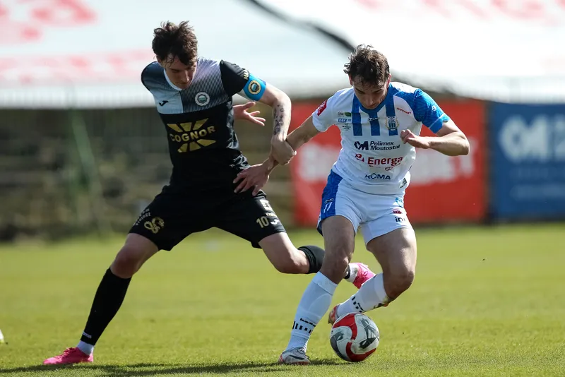 Stomil Olsztyn - Hutnik (131)