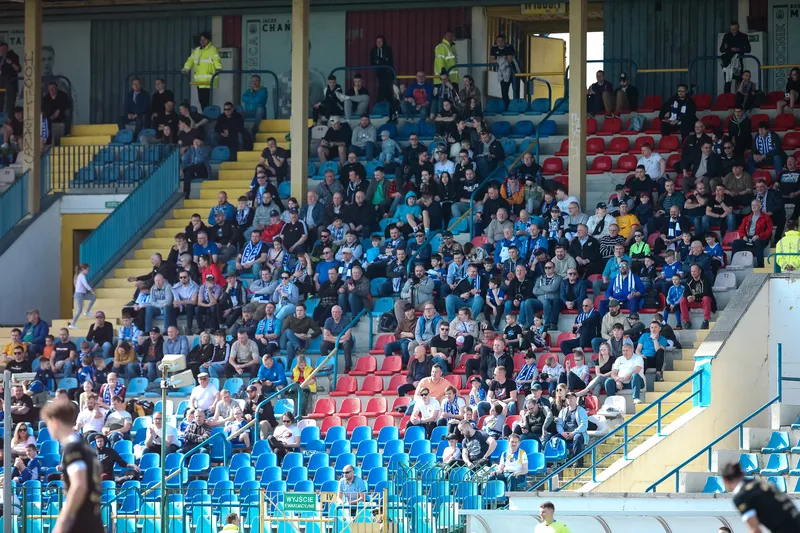 Stomil Olsztyn - Hutnik (139)