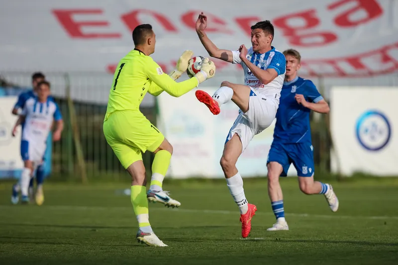 Stomil Olsztyn - Lech II Poznań (16)