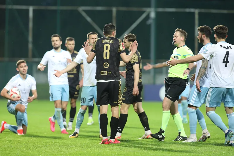 Kotwica Kołobrzeg - Stomil Olsztyn (76)