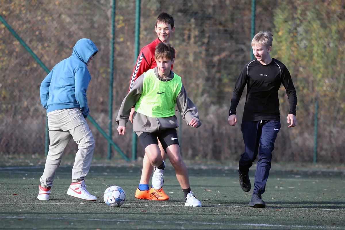 Piłkarki i piłkarze Stomilu przeprowadzili trening w szkole!
