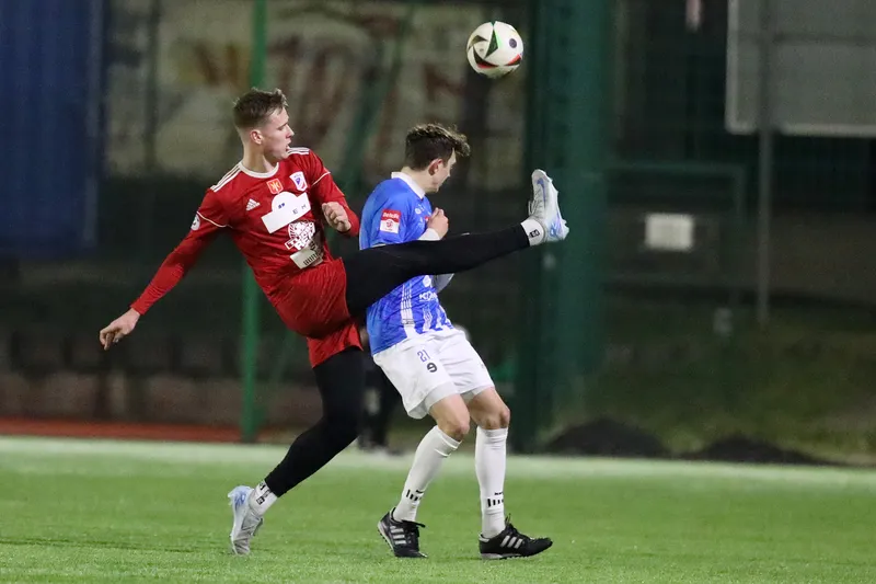 Stomil Olsztyn przegrał 0:6 z Wdą Świecie