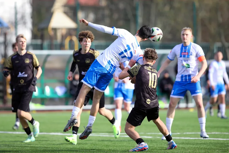Stomil Olsztyn wygrał 4:0 ze Stomilem II Olsztyn