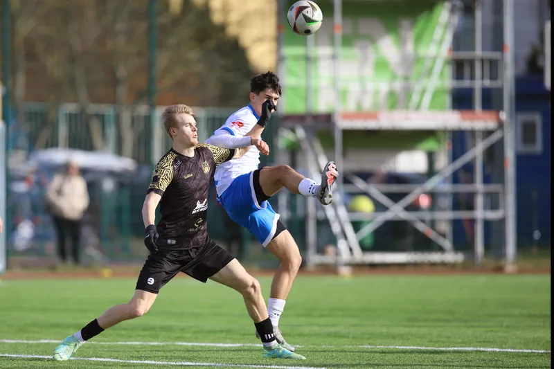 Stomil Olsztyn wygrał 4:0 ze Stomilem II Olsztyn