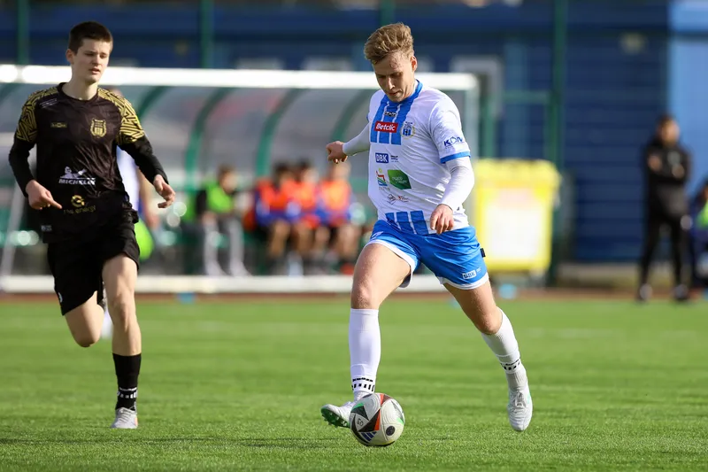 Stomil Olsztyn wygrał 4:0 ze Stomilem II Olsztyn