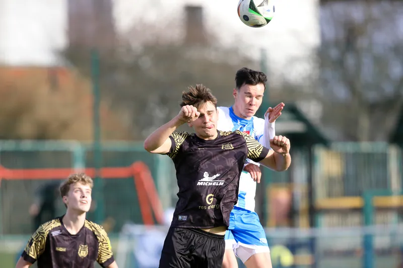 Stomil Olsztyn wygrał 4:0 ze Stomilem II Olsztyn