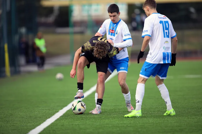Stomil Olsztyn wygrał 4:0 ze Stomilem II Olsztyn