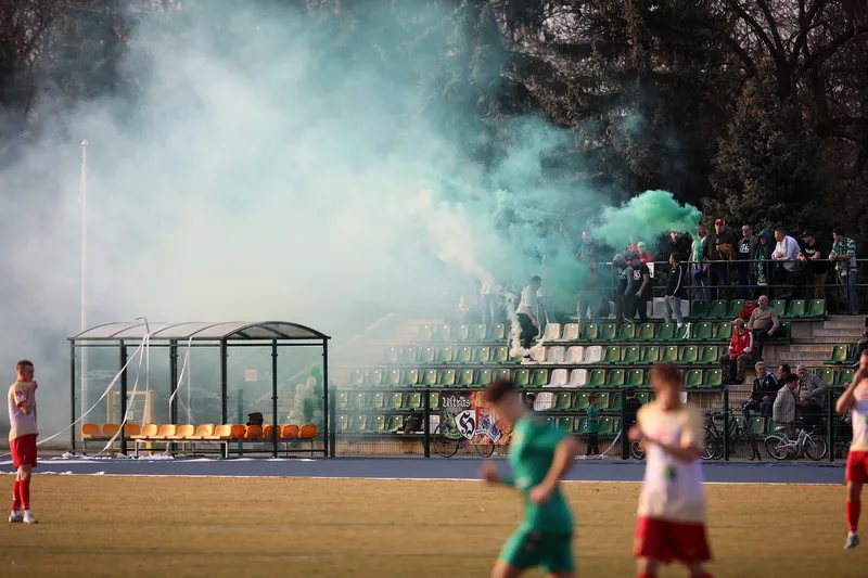 Fotorelacja z meczu Warta Sieradz - Stomil Olsztyn 1:0