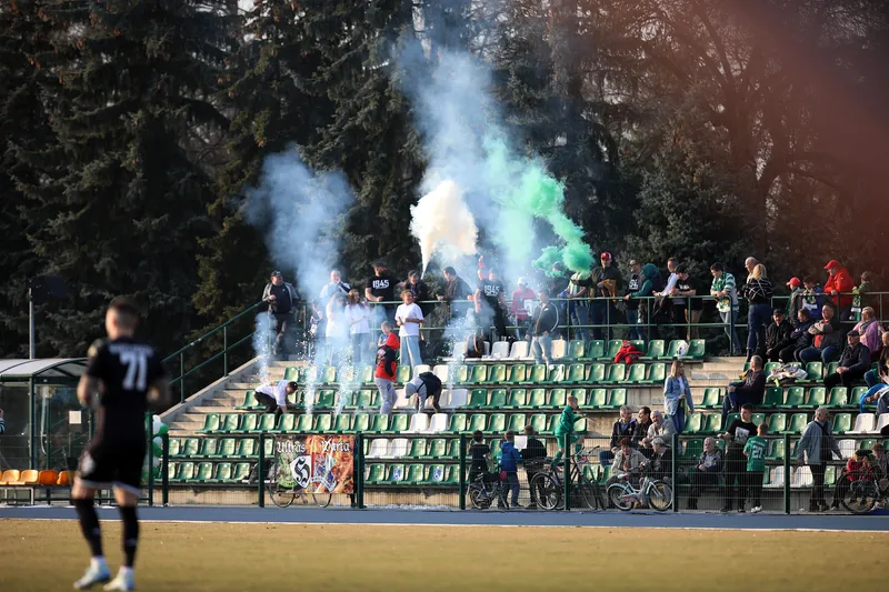 Fotorelacja z meczu Warta Sieradz - Stomil Olsztyn 1:0