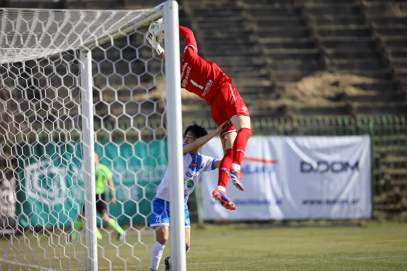 39