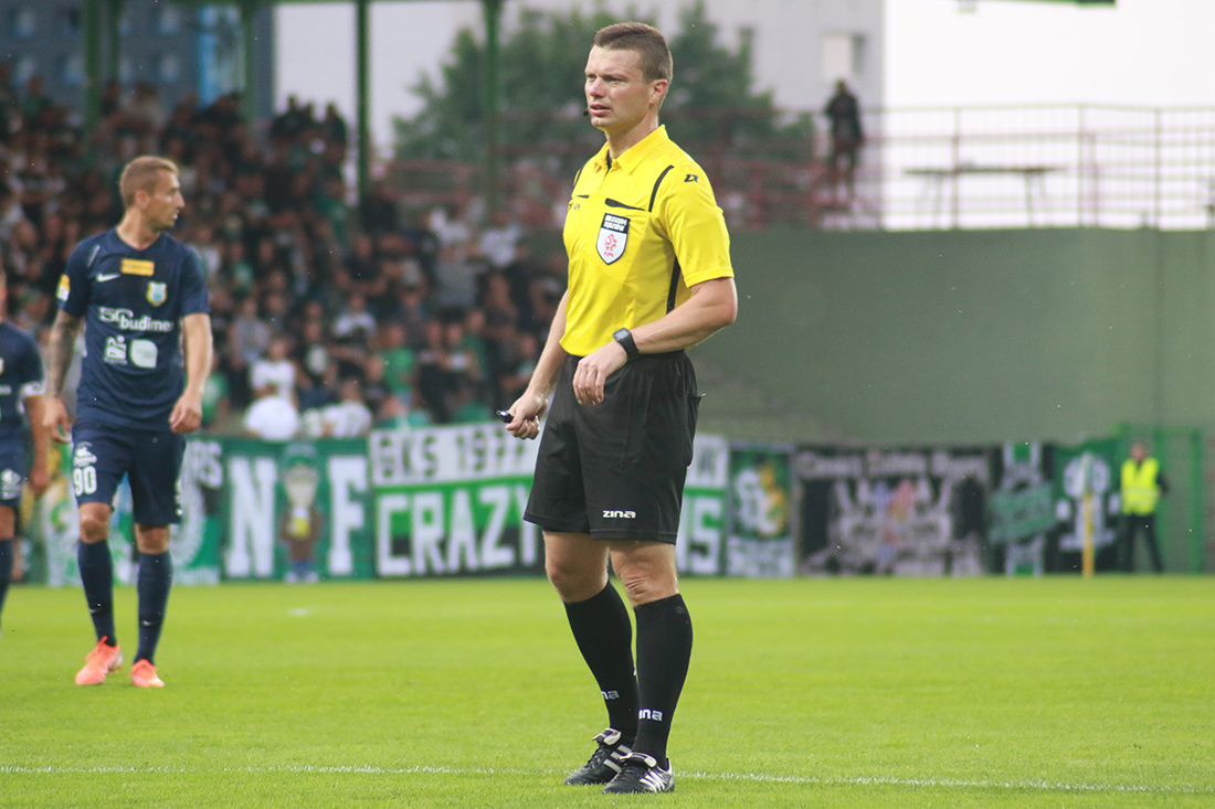 Tomasz Wajda sędzią meczu z Puszczą Niepołomice