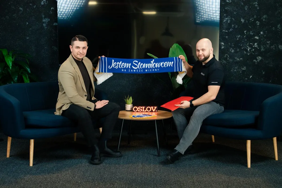 Oslov Studio nowym Biało-Niebieskim sponsorem!