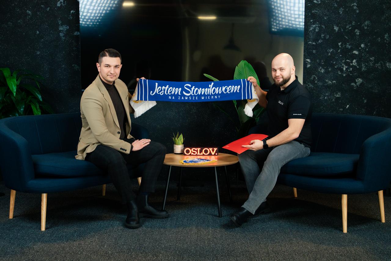 Oslov Studio nowym Biało-Niebieskim sponsorem!