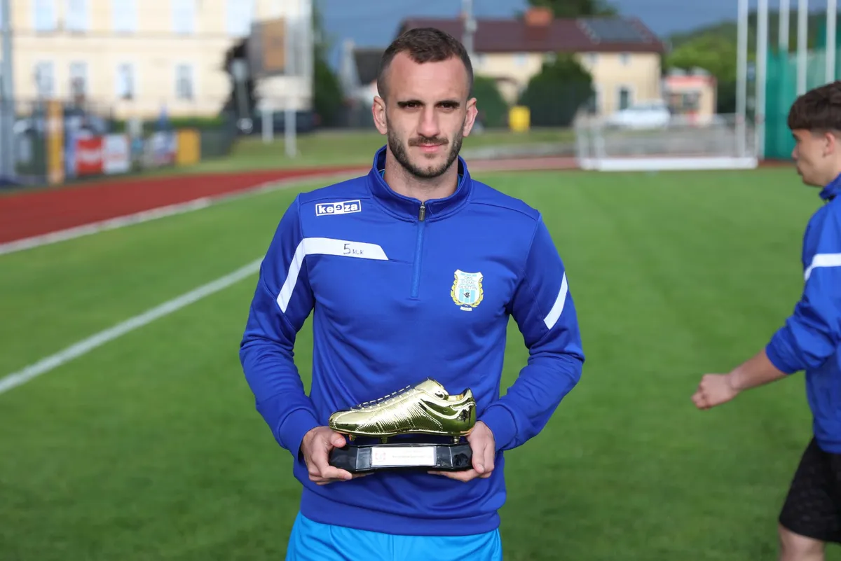 Szymon Masiak królem strzelców Superscore IV Ligi 2025/26!