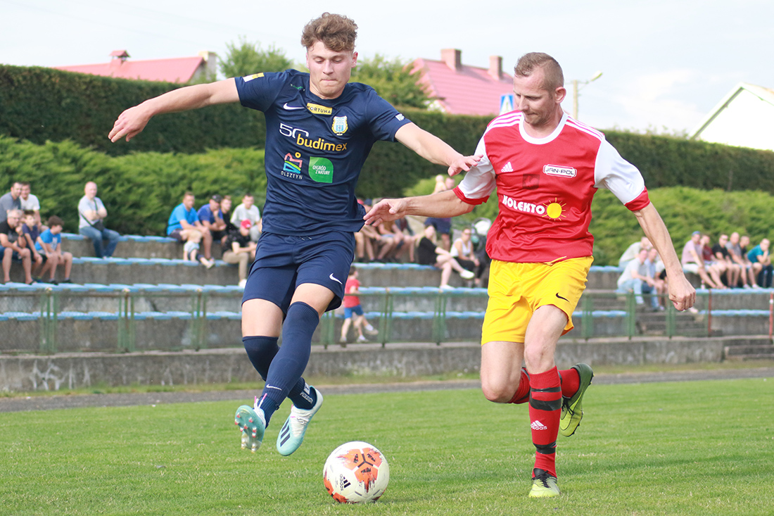 Trzy gole z rzutów karnych | Zamek Kurzętnik - Stomil II Olsztyn 0:4