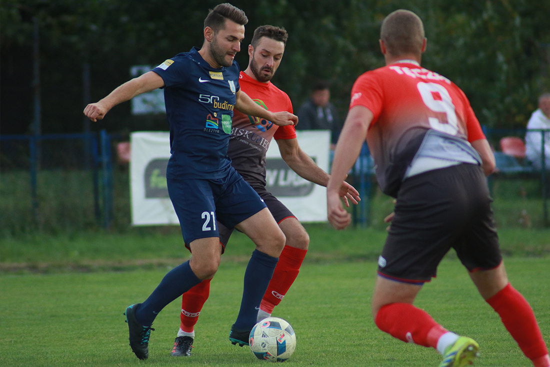 Wygrana z outsiderem tabeli | Tęcza Biskupiec - Stomil II 0:5