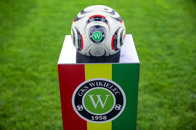 GKS Wikielec - Stomil Olsztyn [FOTORELACJA] — zdjęcie 14