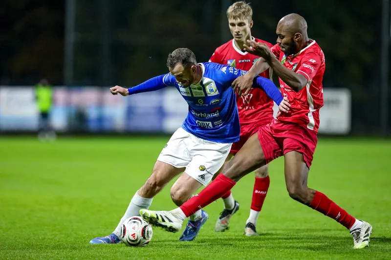 GKS Wikielec - Stomil Olsztyn [FOTORELACJA] — zdjęcie 52