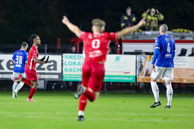 GKS Wikielec - Stomil Olsztyn [FOTORELACJA] — zdjęcie 61