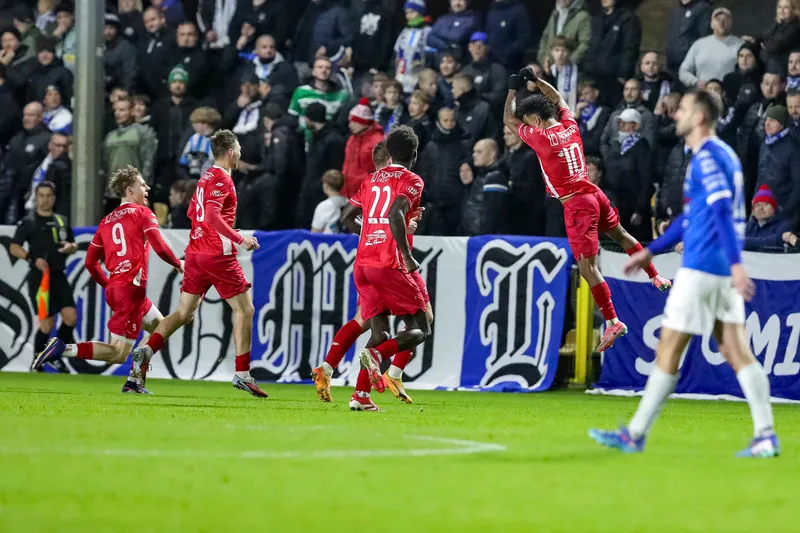 GKS Wikielec - Stomil Olsztyn [FOTORELACJA] — zdjęcie 63