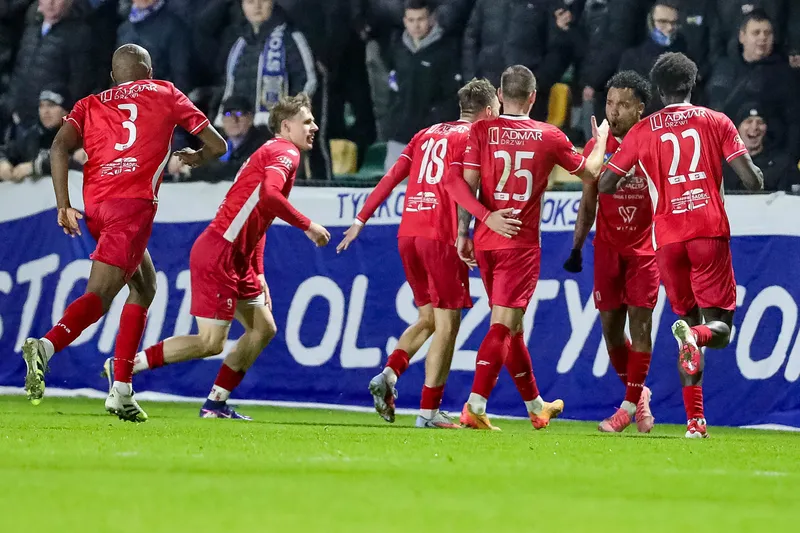 GKS Wikielec - Stomil Olsztyn [FOTORELACJA] — zdjęcie 64
