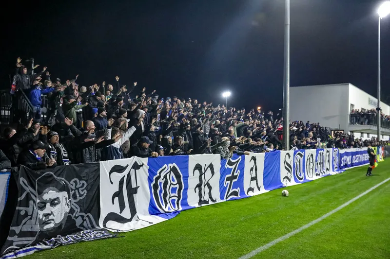 GKS Wikielec - Stomil Olsztyn [FOTORELACJA] — zdjęcie 68