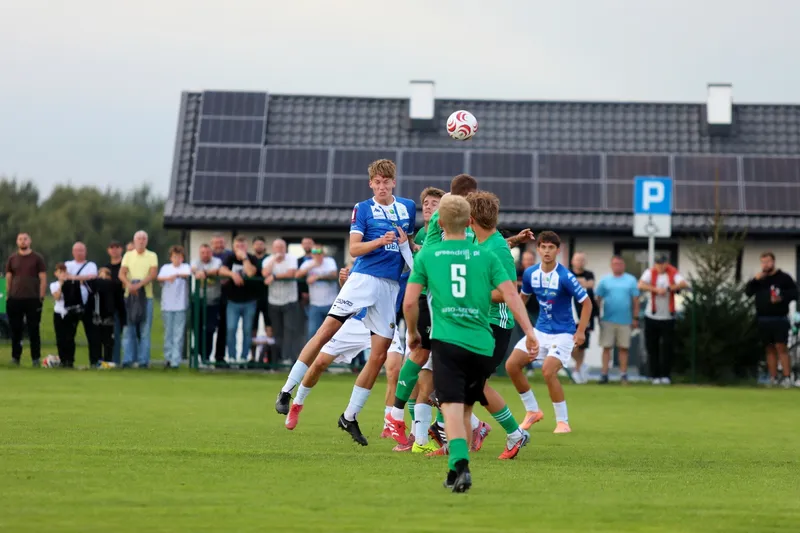 Fotorelacja z meczu LZS Frednowy – Stomil Olsztyn 0:11