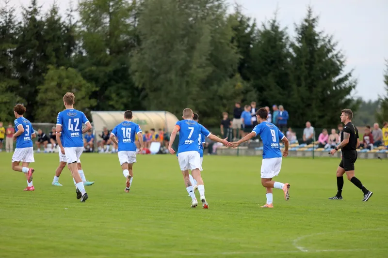 Fotorelacja z meczu LZS Frednowy – Stomil Olsztyn 0:11