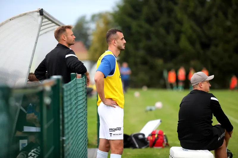 Fotorelacja z meczu LZS Frednowy – Stomil Olsztyn 0:11